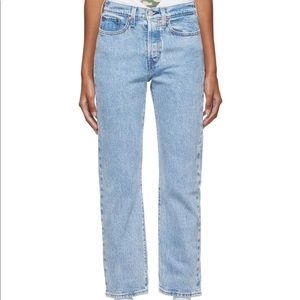 Levi’s Wedgie Straight Fit - 29